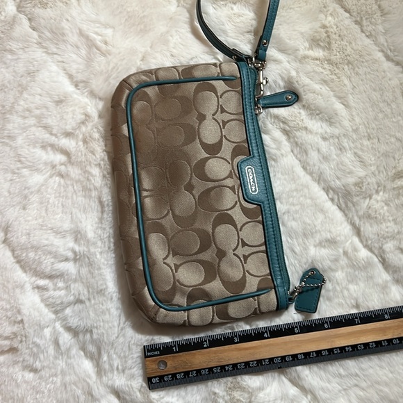 Coach Wristlet with Blue Trim - Picture 11 of 11